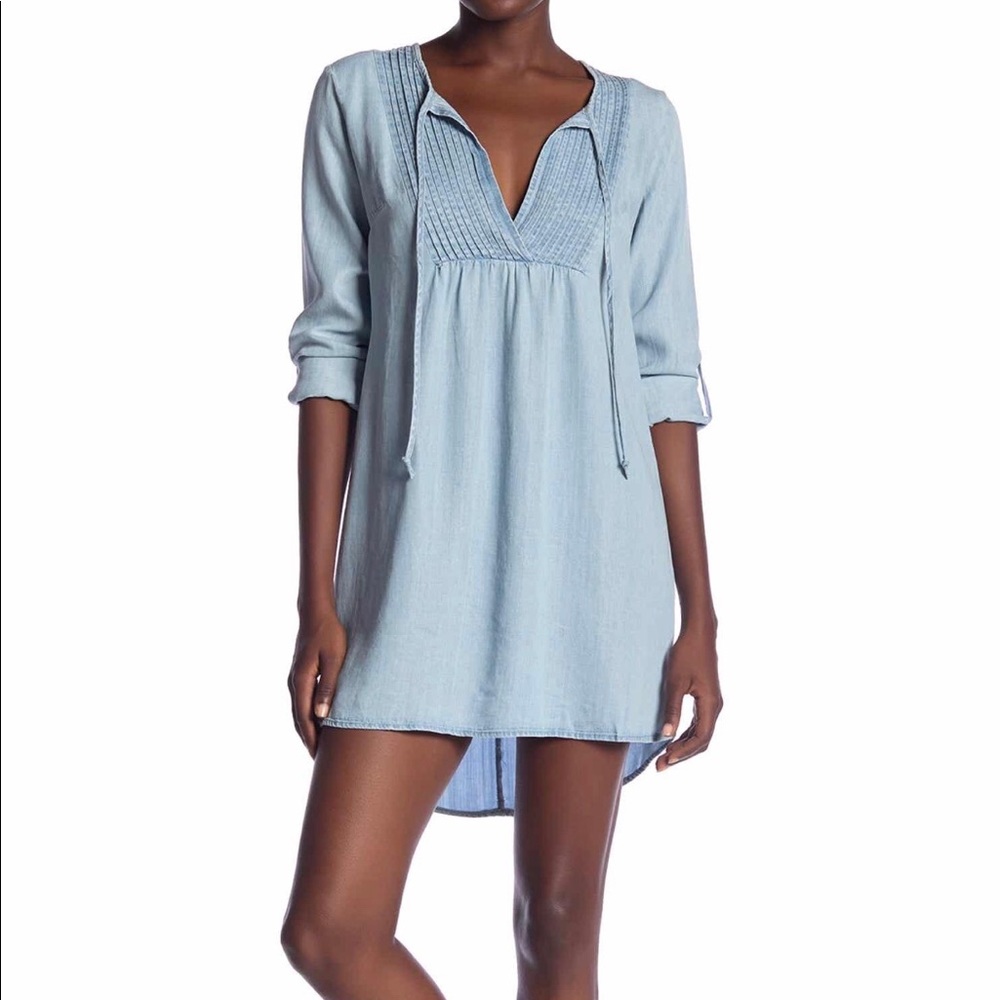 Pintuck Split Neck Shift Dress